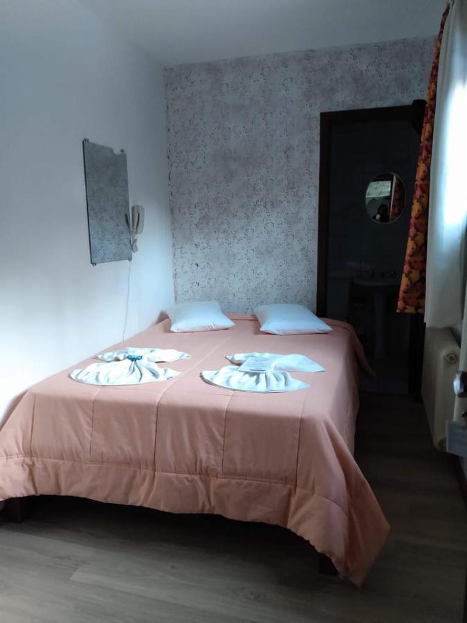 Hotel Alpen Hof 그라마도 외부 사진